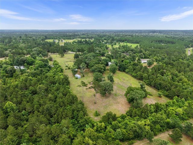 6639 Millstone Drive, Navasota, TX 77868