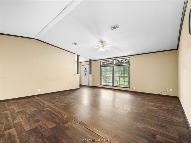 6639 Millstone Drive, Navasota, TX 77868