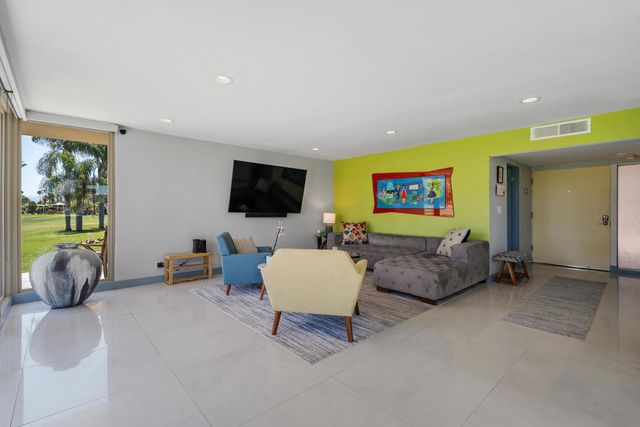 42320 Baracoa Drive 13, Bermuda Dunes, CA 92203
