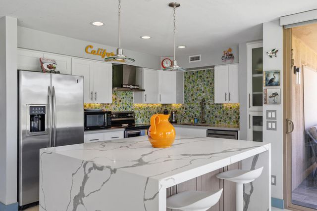 42320 Baracoa Drive 13, Bermuda Dunes, CA 92203