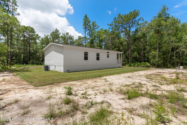 14249 Razorbill Avenue, Weeki Wachee, FL 34614
