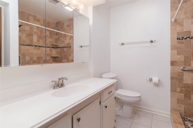 506 Charleston Square, Humble, TX 77338