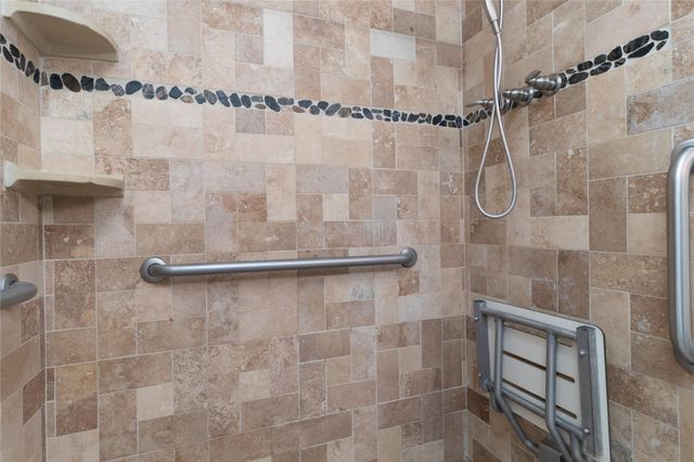 506 Charleston Square, Humble, TX 77338