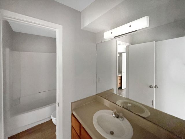 9622 Sugar Hill DR B, Austin, TX 78748