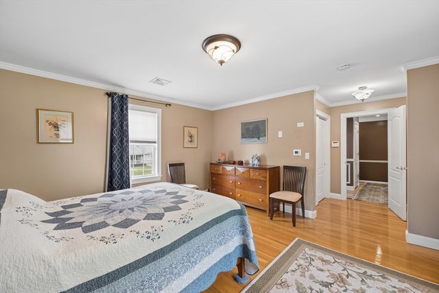 69 Merrimac Street 1, Dartmouth, MA 02748