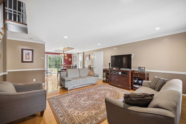 69 Merrimac Street 1, Dartmouth, MA 02748