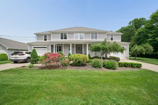 69 Merrimac Street 1, Dartmouth, MA 02748