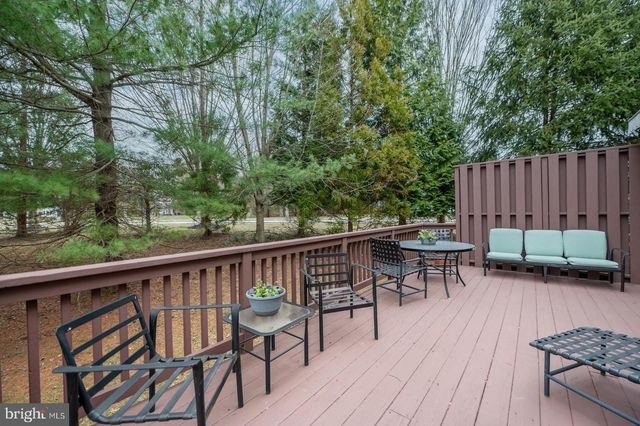 500 GUINEVERE DR, Newtown Square, PA 19073