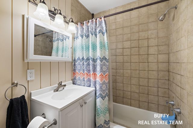 13384 68th Avenue, Allendale, MI 49401