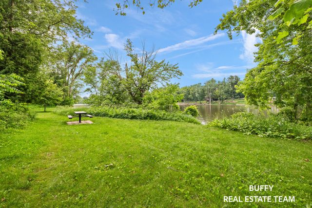 13384 68th Avenue, Allendale, MI 49401