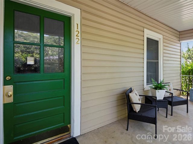 122 Edwards Avenue, Swannanoa, NC 28778