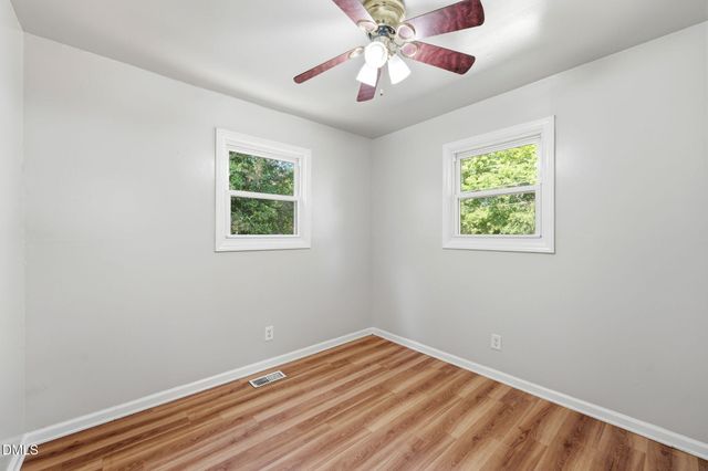 1463 Thomas Haith Lane, Burlington, NC 27217