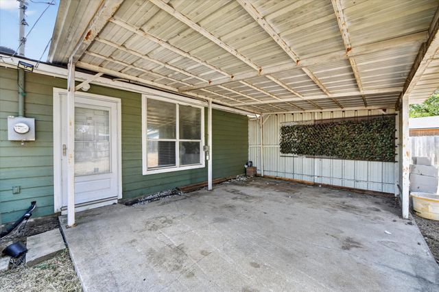 3545 Regal Road, Fort Worth, TX 76111