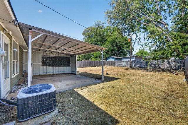 3545 Regal Road, Fort Worth, TX 76111