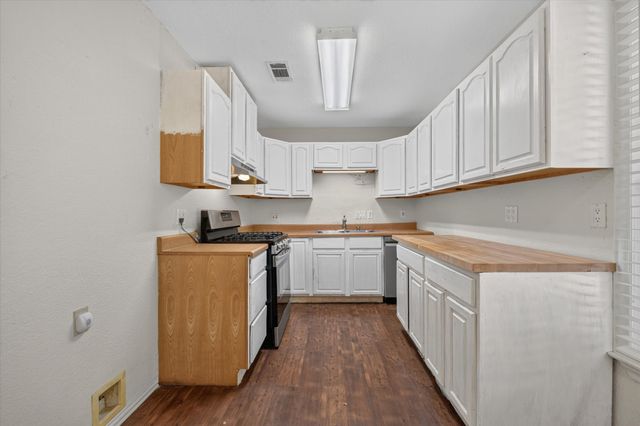 3545 Regal Road, Fort Worth, TX 76111