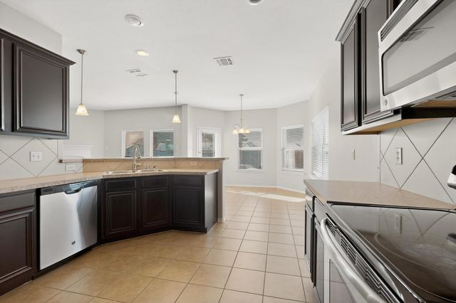 228 Bob White Drive, Red Oak, TX 75154