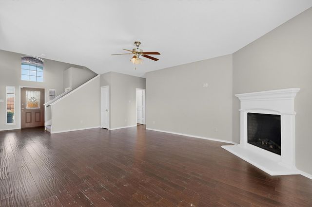 228 Bob White Drive, Red Oak, TX 75154