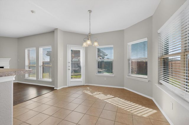 228 Bob White Drive, Red Oak, TX 75154