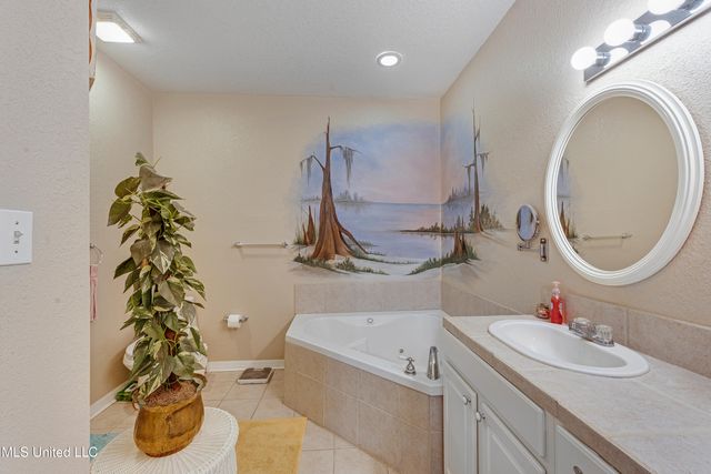 1813 Fairway Drive, Gautier, MS 39553