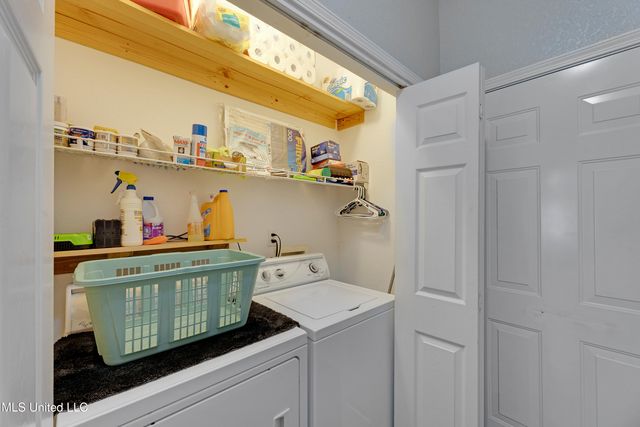 1813 Fairway Drive, Gautier, MS 39553