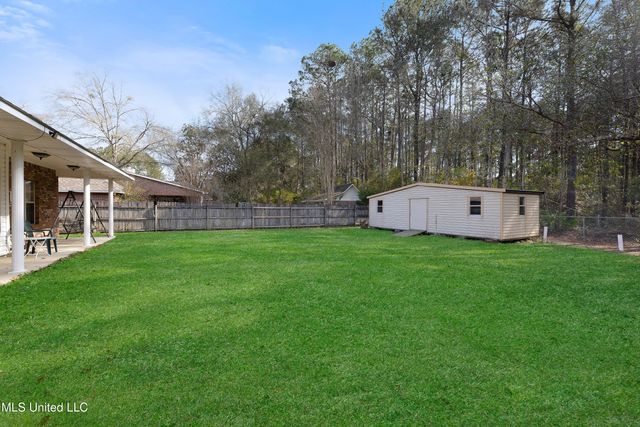 1813 Fairway Drive, Gautier, MS 39553