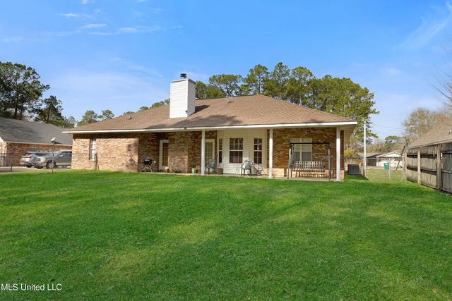 1813 Fairway Drive, Gautier, MS 39553
