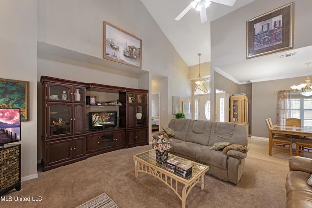 1813 Fairway Drive, Gautier, MS 39553