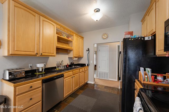 1813 Fairway Drive, Gautier, MS 39553