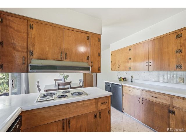698 Peak View Dr, Castle Rock, CO 80109