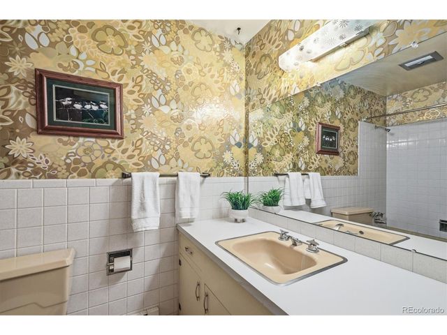 698 Peak View Dr, Castle Rock, CO 80109