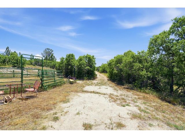698 Peak View Dr, Castle Rock, CO 80109