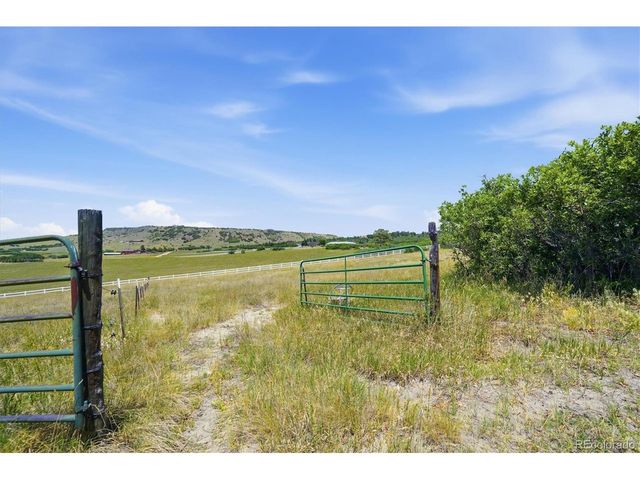 698 Peak View Dr, Castle Rock, CO 80109