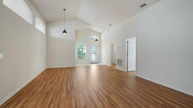 4127 CAPLAND AVENUE, Clermont, FL 34711