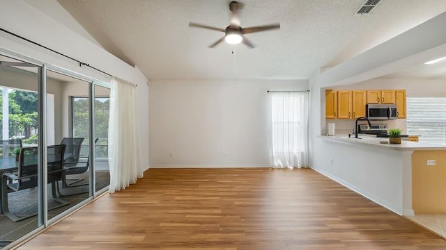 4127 CAPLAND AVENUE, Clermont, FL 34711