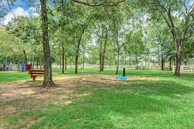 30605 Johnson Alley, Magnolia, TX 77355