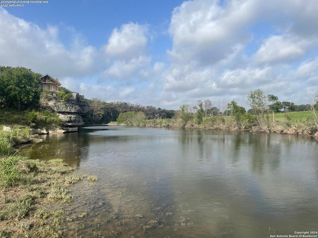 LOT 143 PALOMINO SPGS, Bandera, TX 78003