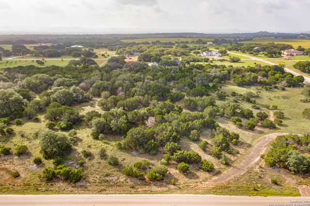 LOT 143 PALOMINO SPGS, Bandera, TX 78003