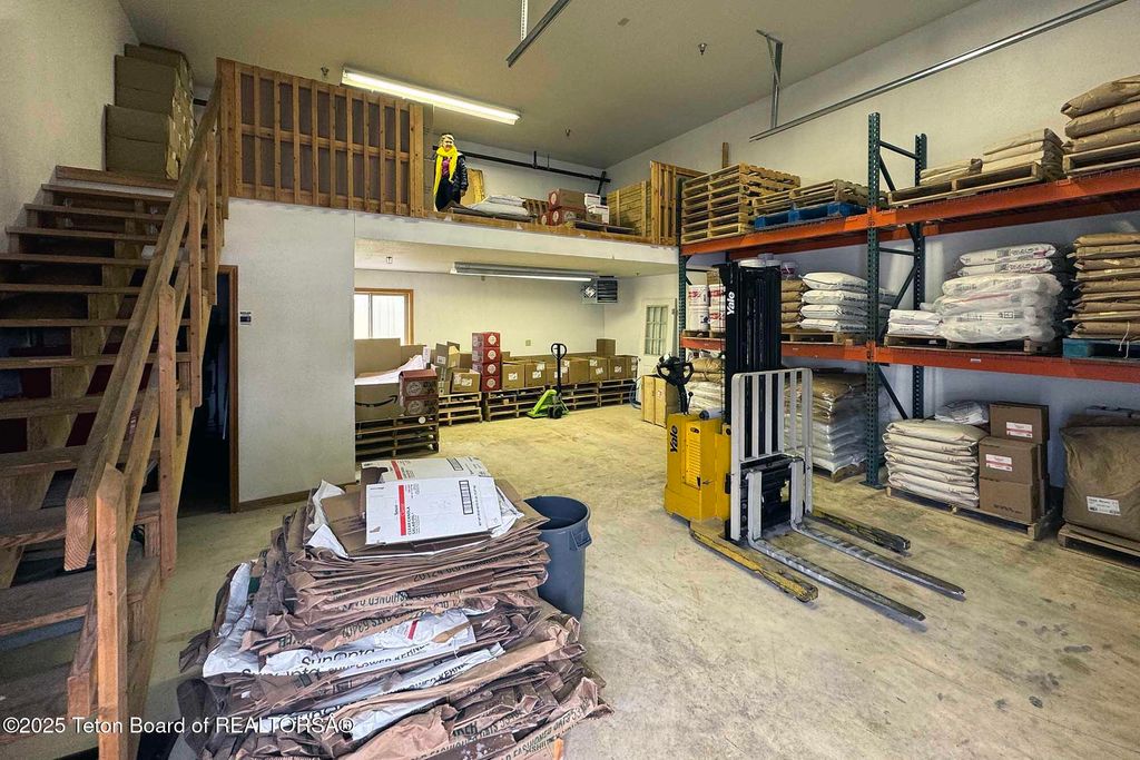 130 N CACHE Street, Jackson, WY 83001 photo 16