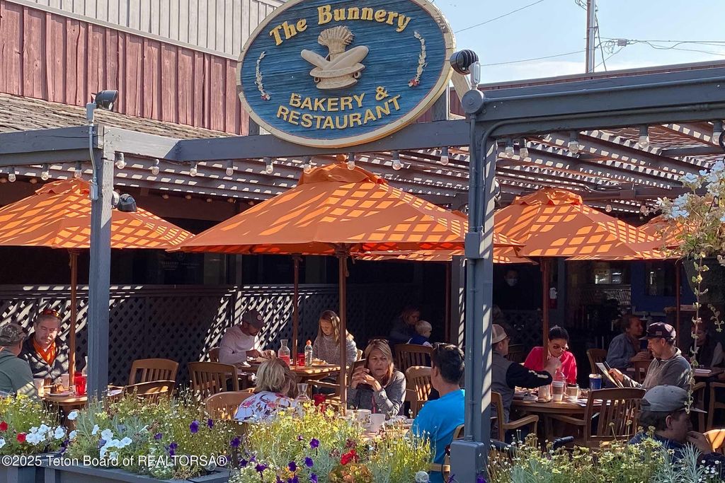 130 N CACHE Street, Jackson, WY 83001 photo 2