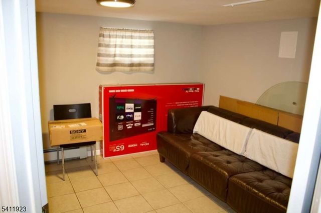 17 Dupont St, North Plainfield Boro, NJ 07060