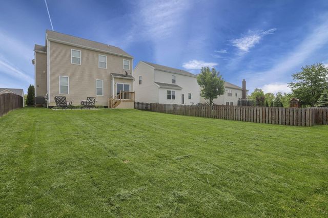 719 Flowering Cherry Court, Blacklick, OH 43004