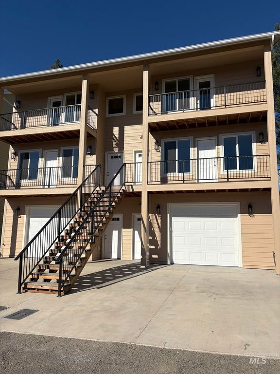 202 Highline Lane, Potlatch, ID 83855 photo 2