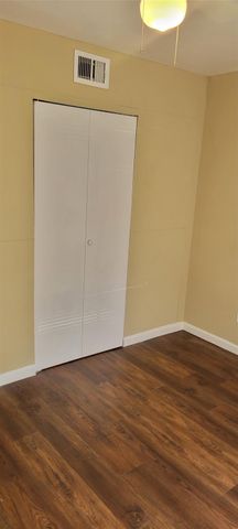 7200 W T C Jester Boulevard 3001, Houston, TX 77088