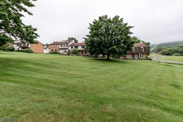 167 Riva Dr, Mansfield Twp., NJ 07840