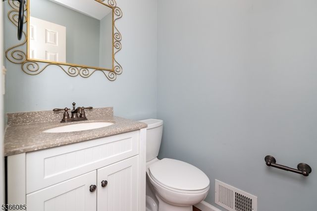 167 Riva Dr, Mansfield Twp., NJ 07840