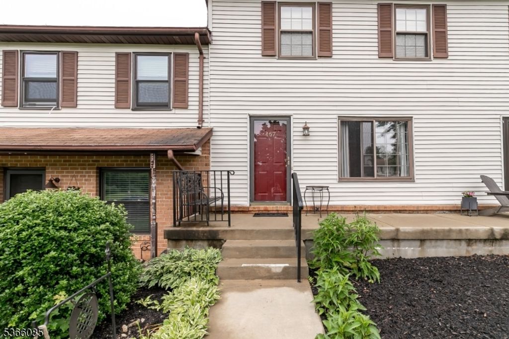167 Riva Dr, Mansfield Twp., NJ 07840