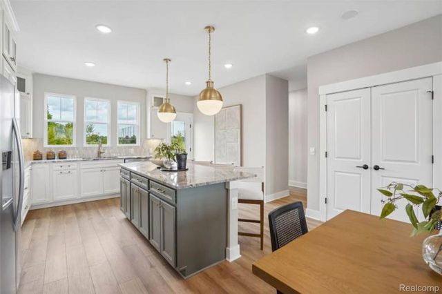 44010 Oakmont Drive, Plymouth Charter Township, MI 48170