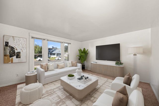 2015 W Mansfield Ave, Spokane, WA 99205