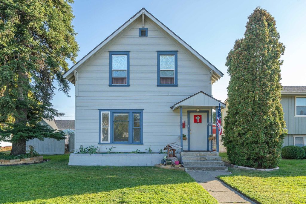 2015 W Mansfield Ave, Spokane, WA 99205