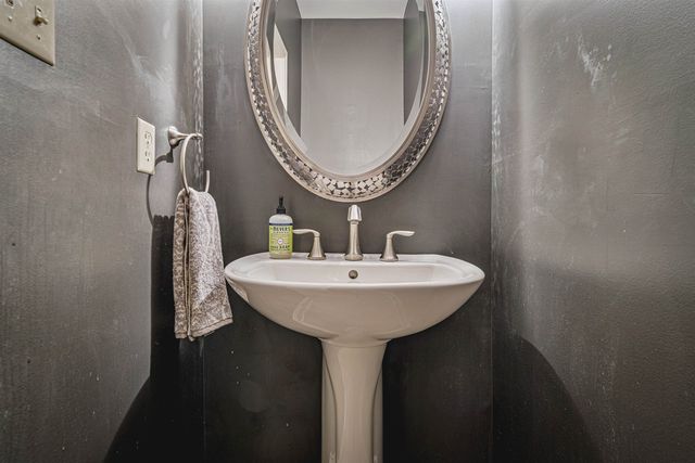 942 HARBOR BEND RD, Memphis, TN 38103